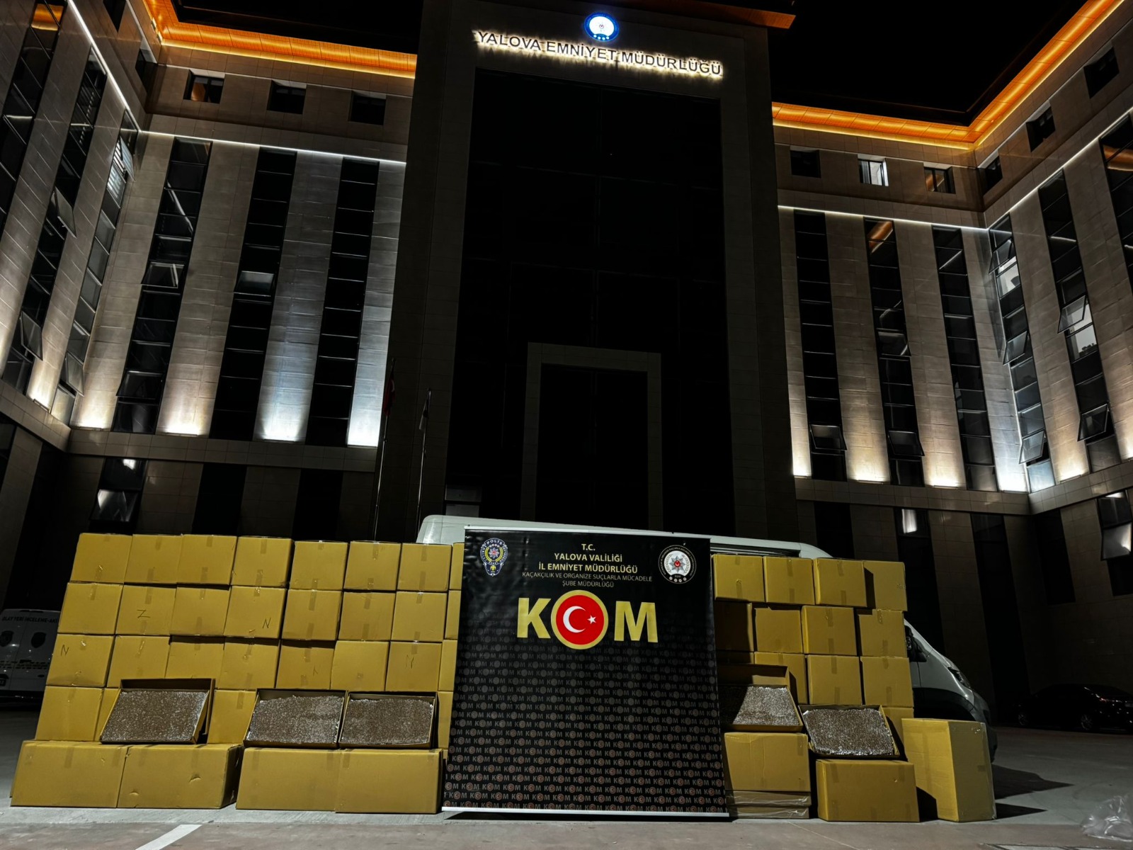 YALOVA EMNİYETİ 3 MİLYON DEĞERİNDE 1 MİLYON 500 BİN ADET DOLDURULMUŞ MAKARON ELE GEÇİRDİ