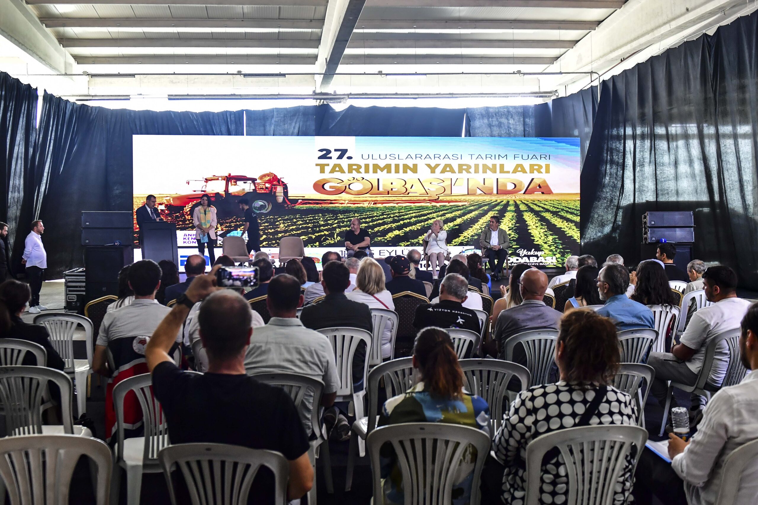 27. ULUSLARARASI TARIM FUARINDA “TARIMIN YARINI” KONULU PANEL DÜZENLENDİ