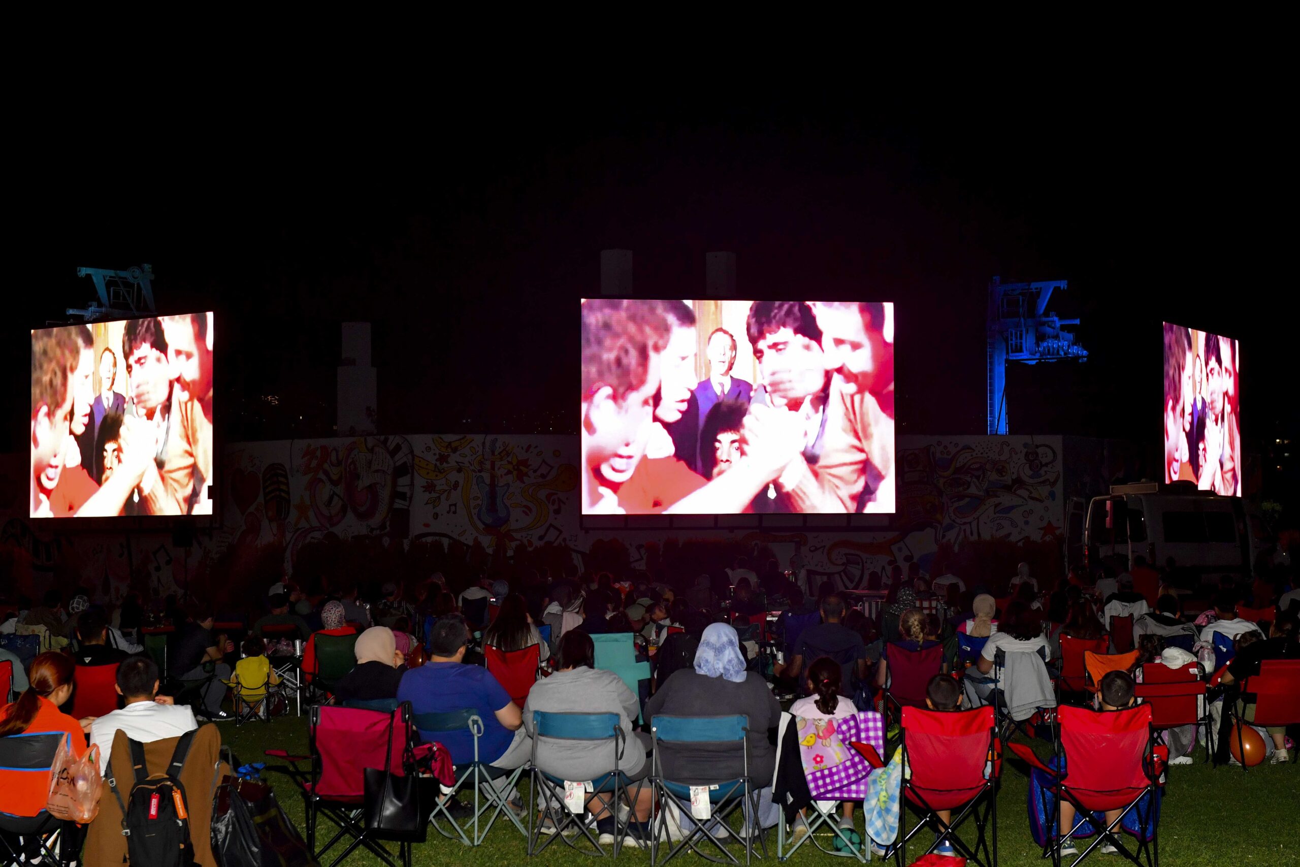 YILDIZLARIN ALTINDA YEŞİLÇAM GECELERİ”NDEN SEZON FİNALİ