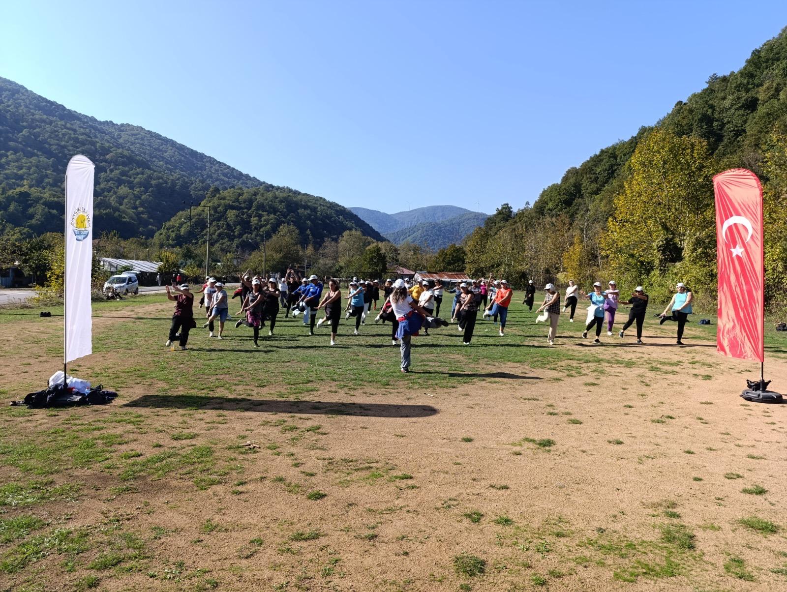 ÇINARCIK BELEDİYESİ KADINLARI SPORLA BULUŞTURUYOR