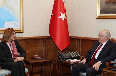 Millî Savunma Bakanı Yaşar Güler, Türkiye ve Avrupa Güvenlik ve İş Birliği Teşkilatı (AGİT) Daimî Temsilcisi Büyükelçi Zeynep Kızıltan’ı Kabul Etti