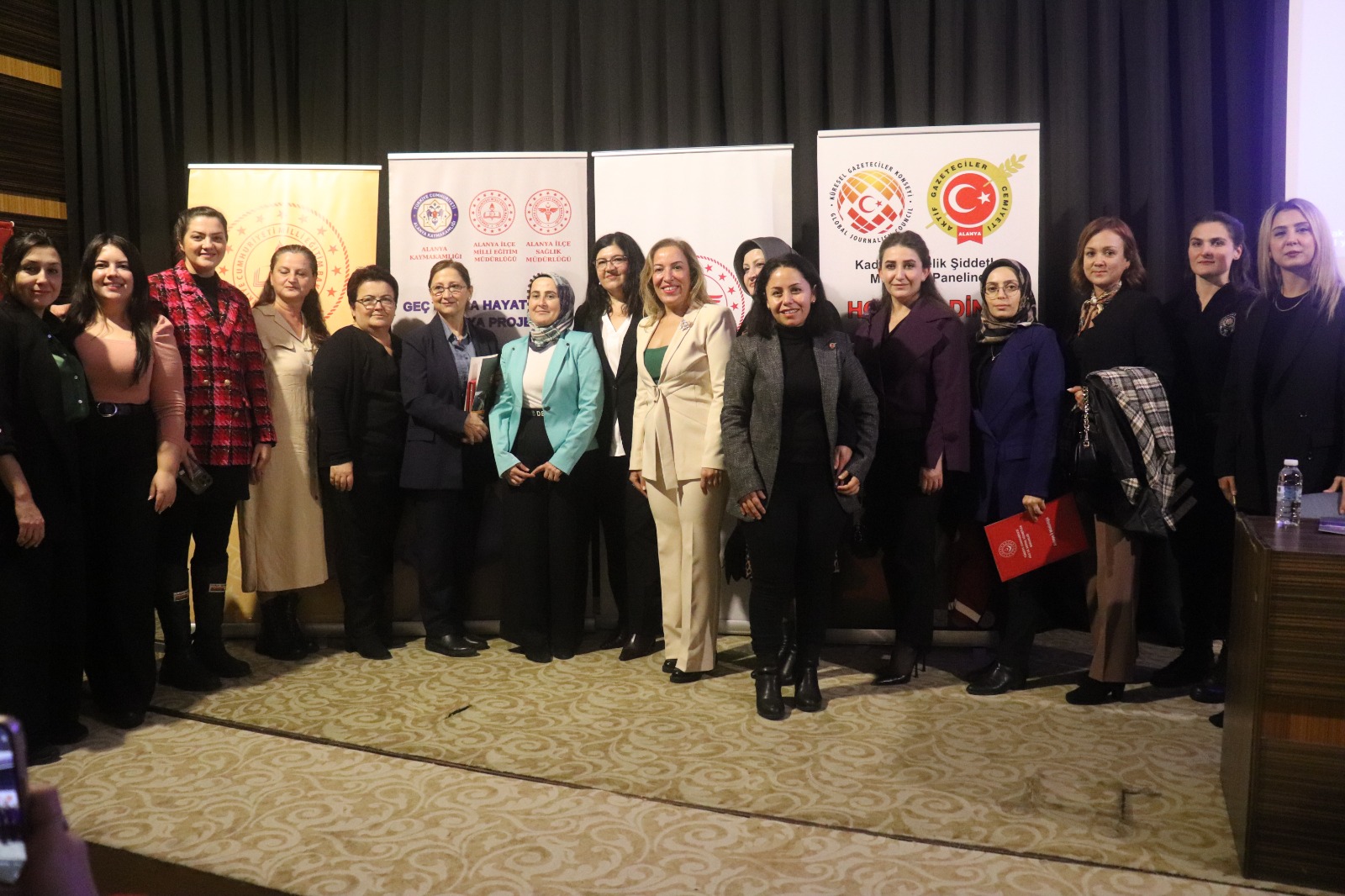 ALGC ve KGK’dan Kadına Yönelik Şiddetle Mücadele Paneli