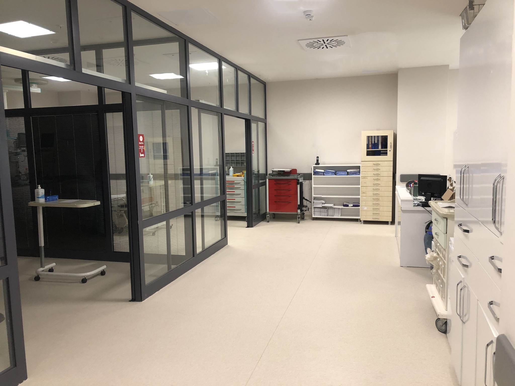 KARDİYOVASKÜLER CERRAHİ (KVC) YOĞUN BAKIM ÜNİTESİ HİZMETE AÇILDI.