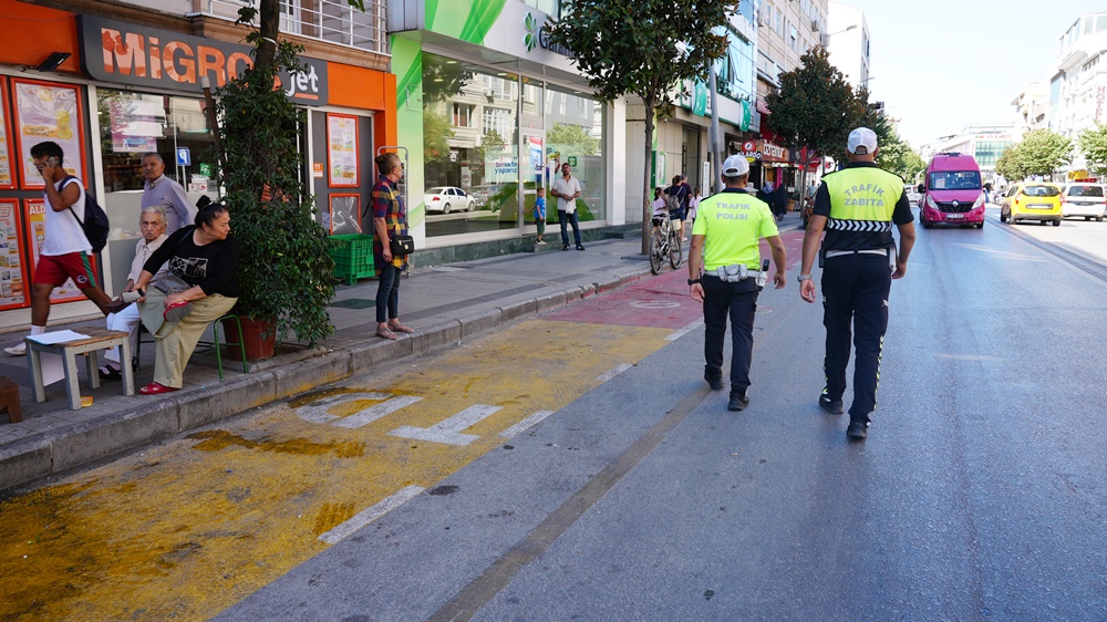 YALOVA EMNİYETİ VE YALOVA BELEDİYESİ ORTAK DENETİMLERİNİ SÜRDÜRÜYOR