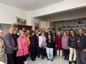 Yalova AK Parti İl Başkanın'dan Beyaz Engelli Derneği’ne Ziyaret