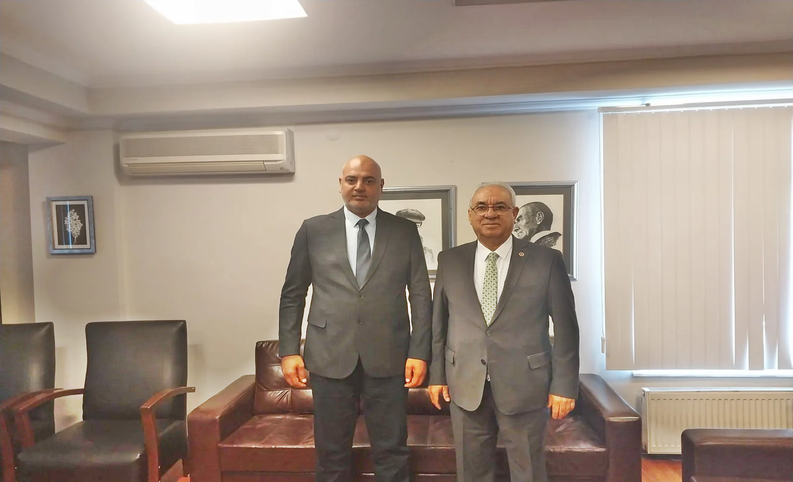 DSP İzmir İl Başkanlığı’nda Görev Değişimi