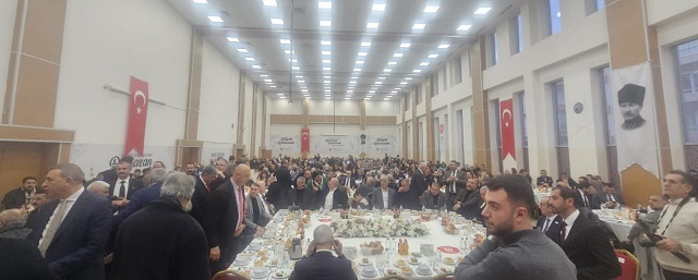 KARS ARDAHAN IĞDIR FEDERASYONU’NDAN GÖRKEMLİ İFTAR MEVLANA KÜLTÜR MERKEZİ’NDE BİNLERCE HEMŞERİLERİYLE BİR ARAYA GELDİ.