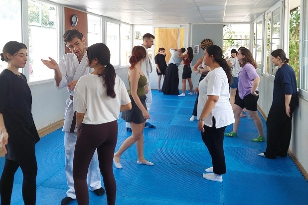 Bostanlıspor’dan ‘kadına şiddet’e karşı savunma desteği