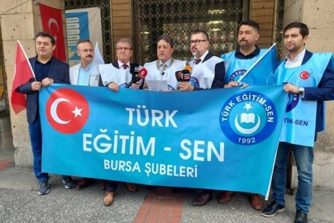 Bursa’da Türk Eğitim Sen şubelerinden Valiliğe ‘ders saati’ çağrısı