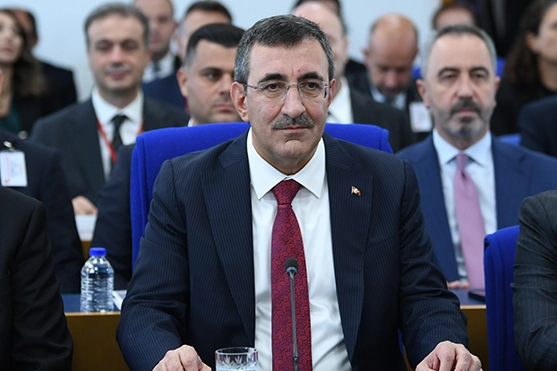 Merkezi yönetimin 2025 yılı bütçe öngörüsü… Gider 14,7 trilyon, gelir 12,8 trilyon lira!