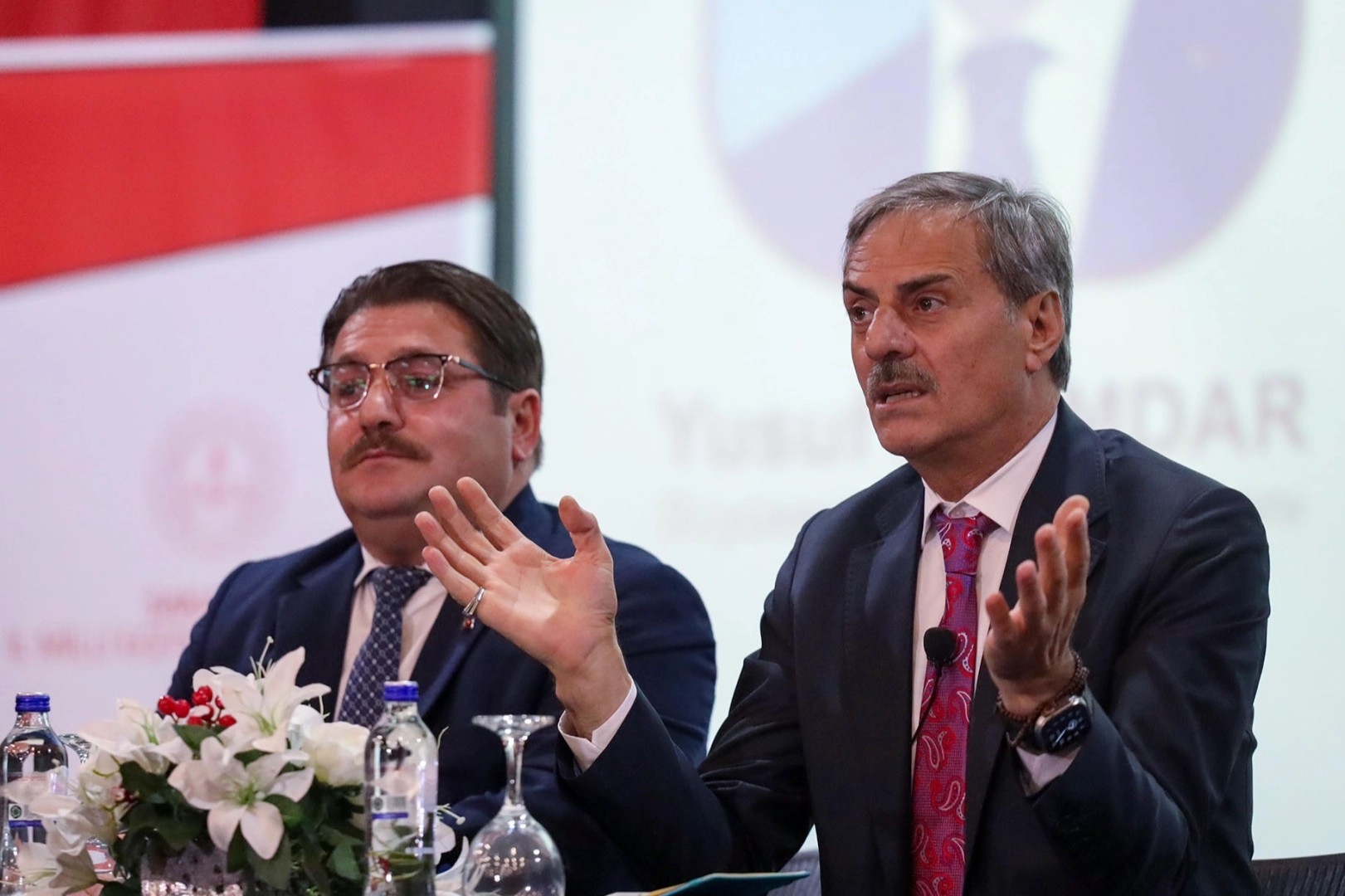 Alemdar: ‘İnşa edilecek yeni ve güçlü Sakarya’da gençlerimiz kendi hikâyesini yazacak’