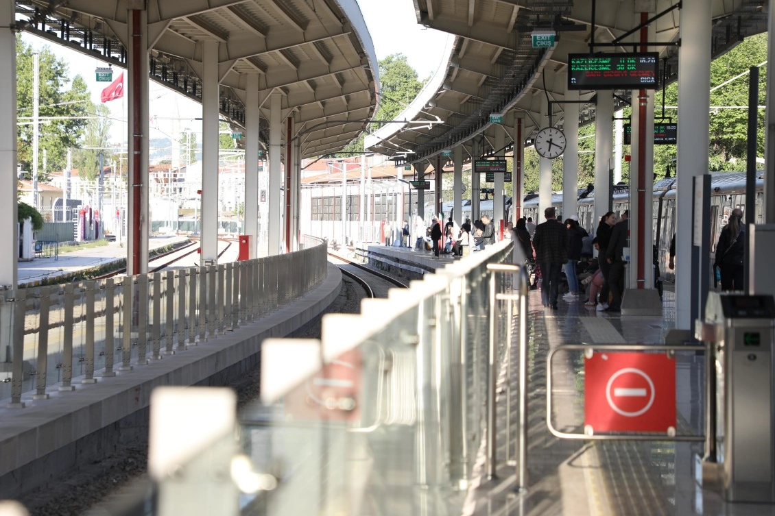 Bakanlık duyurdu… Kent içi raylı hatlar ücretsiz